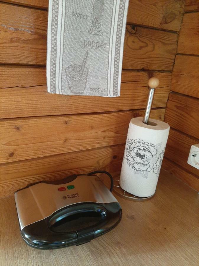 Papli Suvemajake Haapsalu Buitenkant foto
